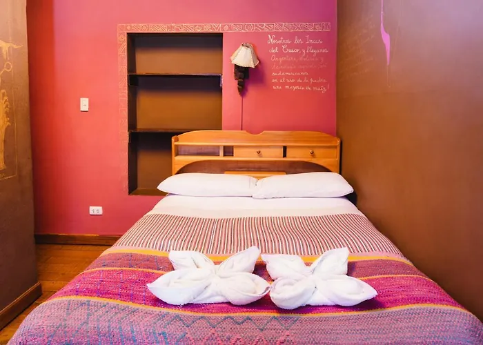 Backpacker La Bo'm Hotel *